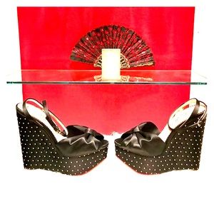 * NWOT Authentic Charlotte Olympia